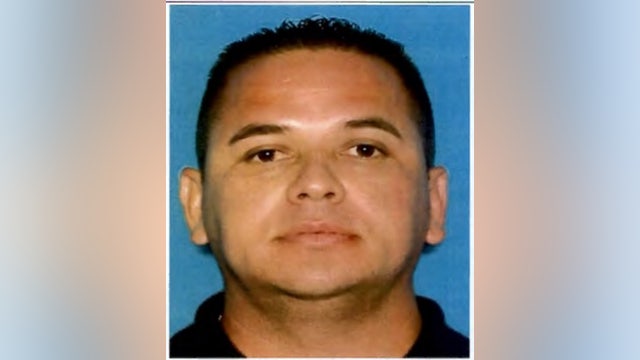 FBI offers award for wanted former Harris Co. constable