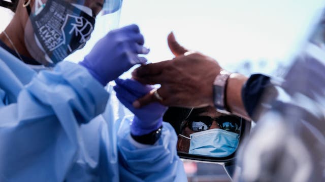 Small businesses in Texas can apply to COVID-19 rapid testing program