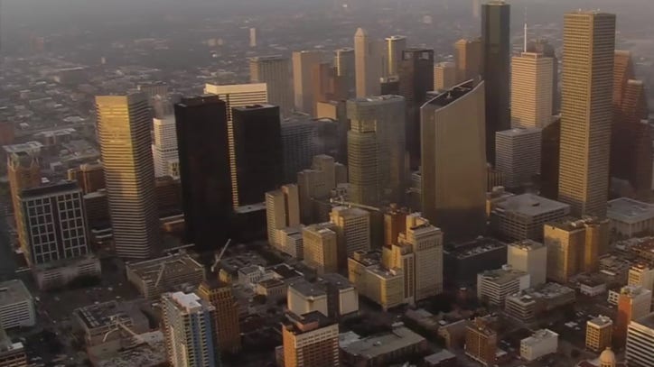 Restauranteur worried after Houston-area reaches state threshold for COVID-19 hospitalizations - Vimarsana News
