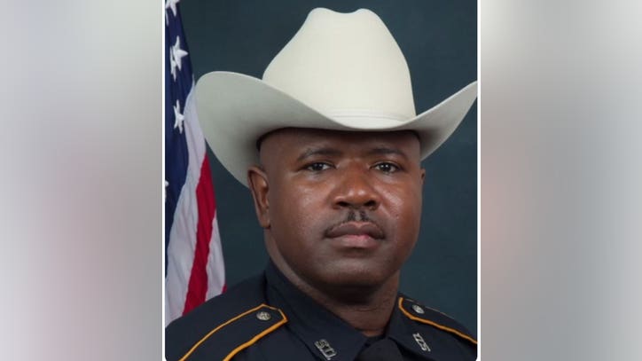 HCSO Sergeant dead after motorcycle crash in Pearland - Vimarsana News