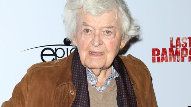 Hal Holbrook, prolific actor who played Mark Twain, dies at 95