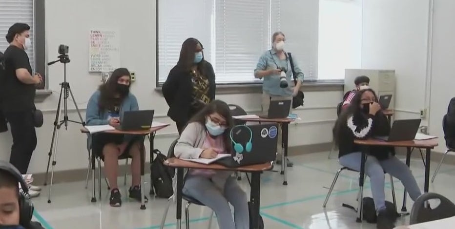 Houston parents weigh in after CDC says vaccines not necessary for return to classroom