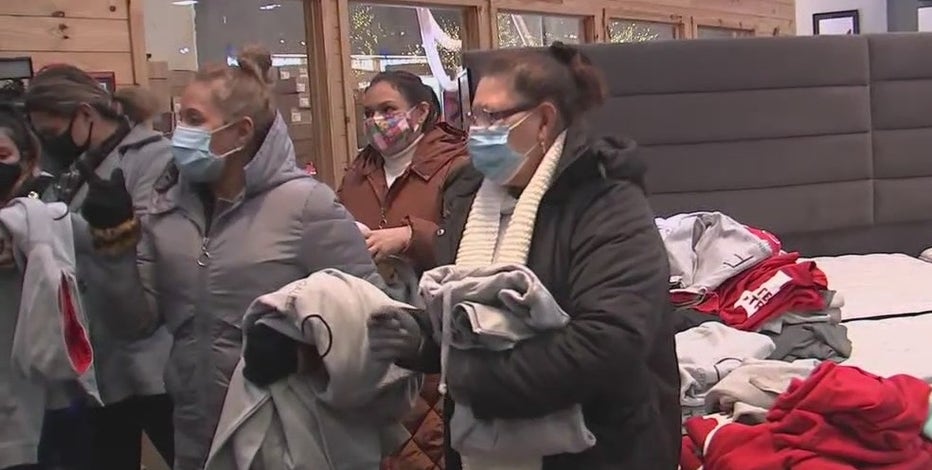 Gallery Furniture stores, Lakewood Church offer warmth to Houstonians without power