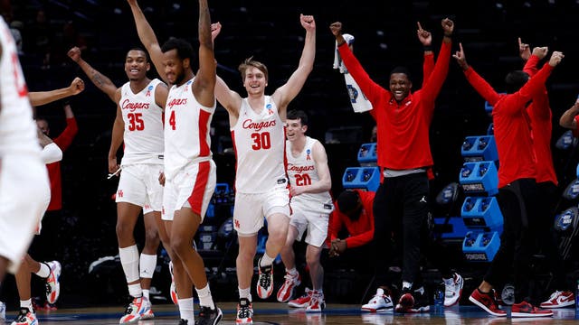 Houston tops Oregon State, reaches 1st Final Four since '84