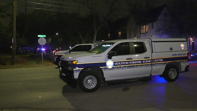 Man fatally shot in car on Houston's south side