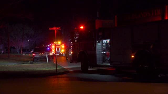 Woman, 89, hospitalized with serious burns after fire in east Harris County