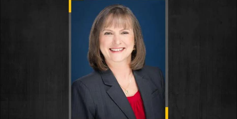 Public Utility Commission chair resigns after Texas officials criticize management of power outages