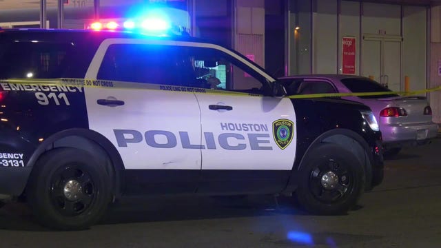 16-year-old in critical condition after shooting in east Houston