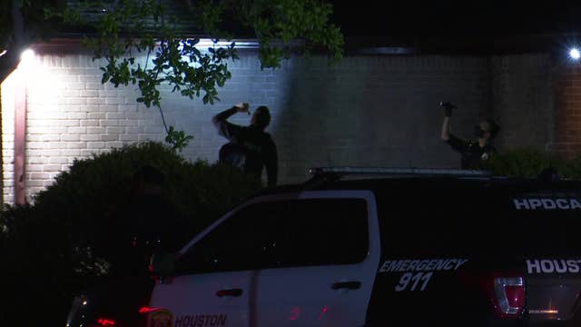 Police: Woman shot man during altercation outside southwest Houston home