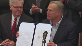 Gov. Abbott signs 7 gun bills including permitless carry