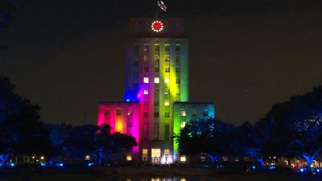 Houston City Hall will be lit up in rainbow colors to honor Pulse Nightclub victims