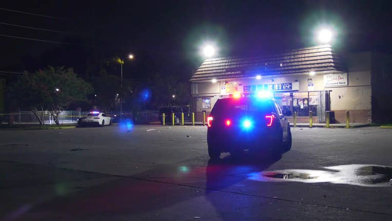 1 man wounded in shooting outside parking lot of Dallas' NorthPark