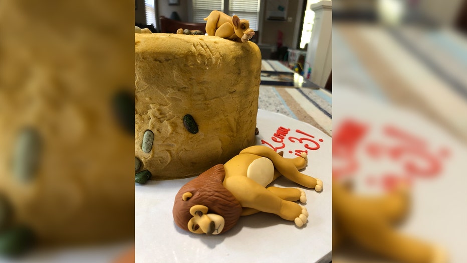 Lion-King-cake1.jpg