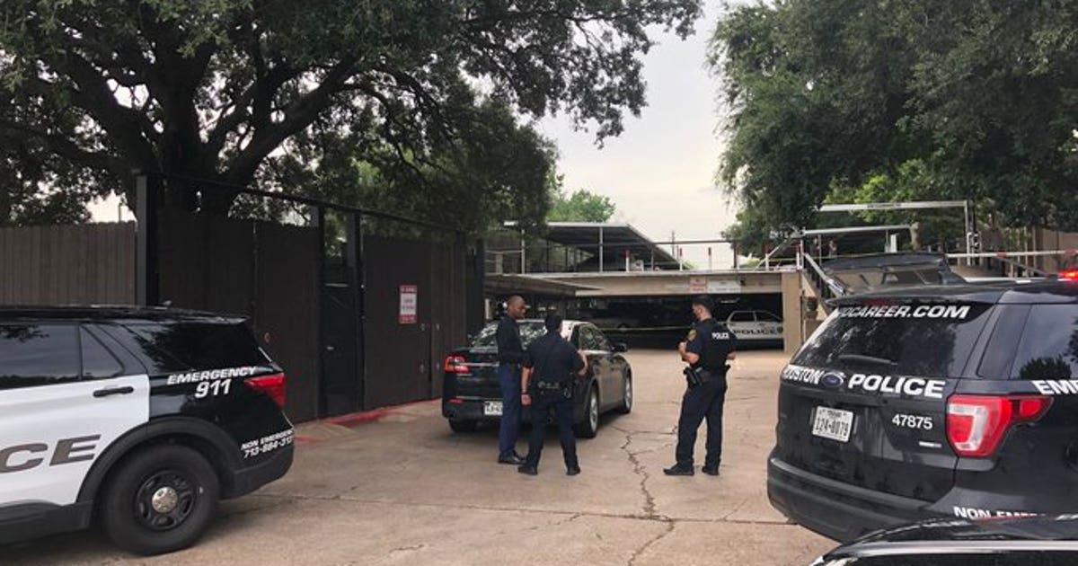 POLICE: Body found in the trunk of a parked car in southwest Houston ...