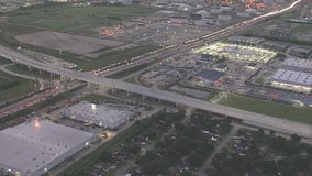 1 dead in crash on SH 225 at Beltway 8