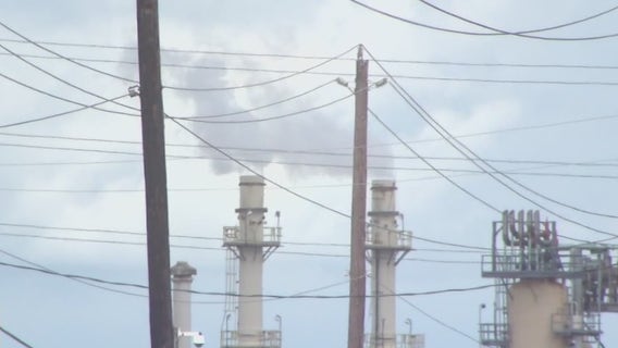Report says plumes of carcinogenic formaldehyde found in neighborhoods along Houston's ship channel