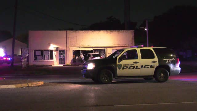 Driver dead after multiple shots fired at moving SUV in SE Houston