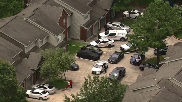 'Very traumatic scene': Woman found dead in north Harris Co. apartment