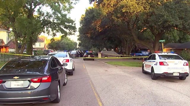 Man fatally shot in doorway of home in northwest Harris County