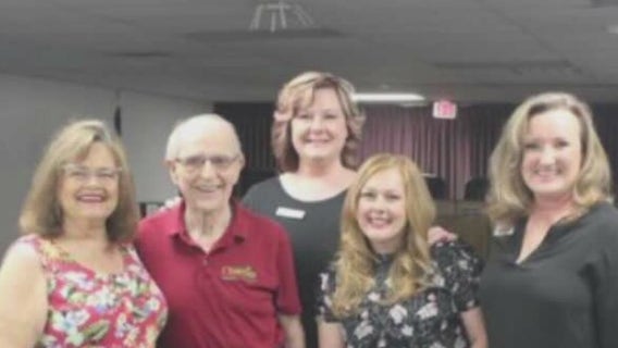 Volunteers needed to help family in Santa Fe: 'They give so much'