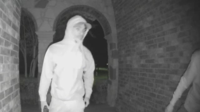 VIDEO: Armed robbers bust into home and steal from a Sugar Land family