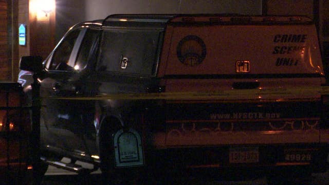Woman fatally shot in the chest at southeast Houston apartment