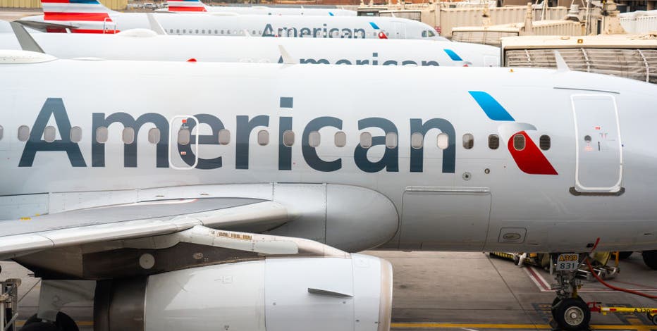 american airlines e cigarettes American Airlines Passenger Confronted by Flight Attendant for Vaping  Mid-Flight