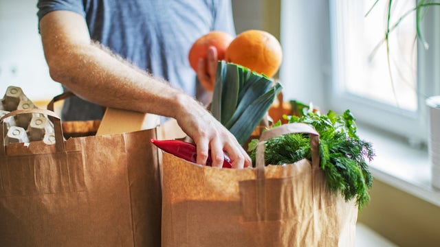 Tips to cut costs as inflation reaches 7%, fastest pace in decades