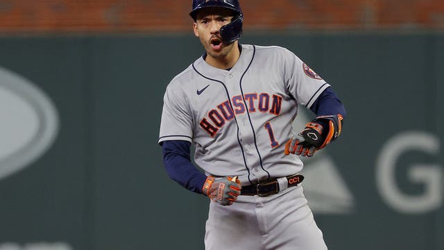 Carlos Correa switches agents
