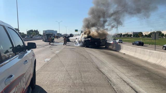 Authorities respond to 6-vehicle crash on North Sam Houston Tollway, no word on injuries