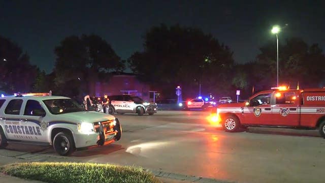 'Highly intoxicated' man arrested following fake bomb threat at Hobby Airport