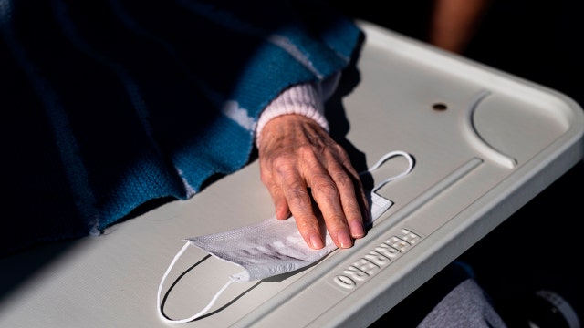 COVID-19 vaccine linked to reduction in US senior deaths, HHS says