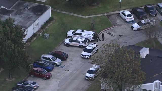 Woman in critical condition after stabbing at north Harris Co. apartment complex