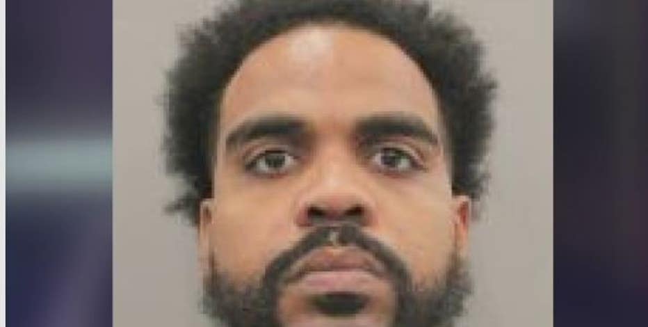 HPD officer who exchanged gunfire with 4-time ex-con during police chase forced to resign