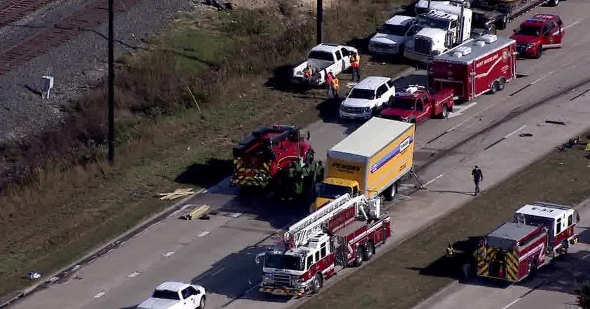 Deadly crash on U.S. 90 Alternate in Fort Bend County | FOX 26 Houston