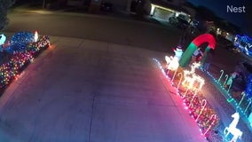 'I was so happy': Arizona teens fix family's fallen Christmas decorations