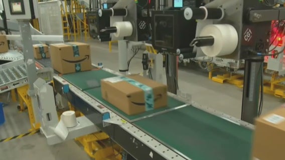 Some retailers to offer holidays refunds without requiring returns