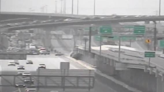 Crash with downed power lines causes all lane closure on SW Freeway