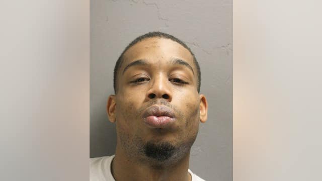 WANTED: Houston pimp on the run after getting 40 years for trafficking 16-year-old girl