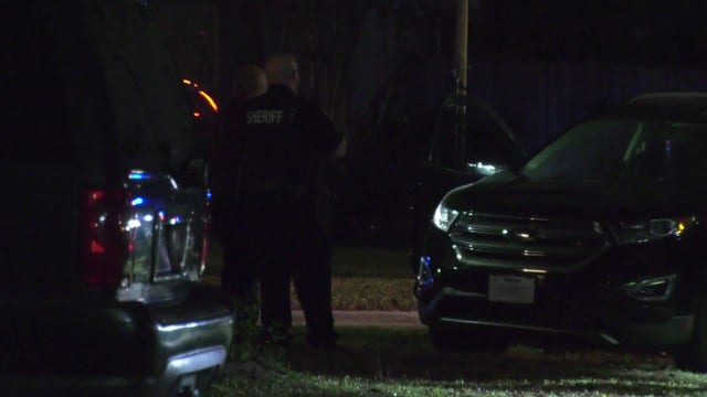 Deputies investigate deaths of 2 teens in northwest Harris County
