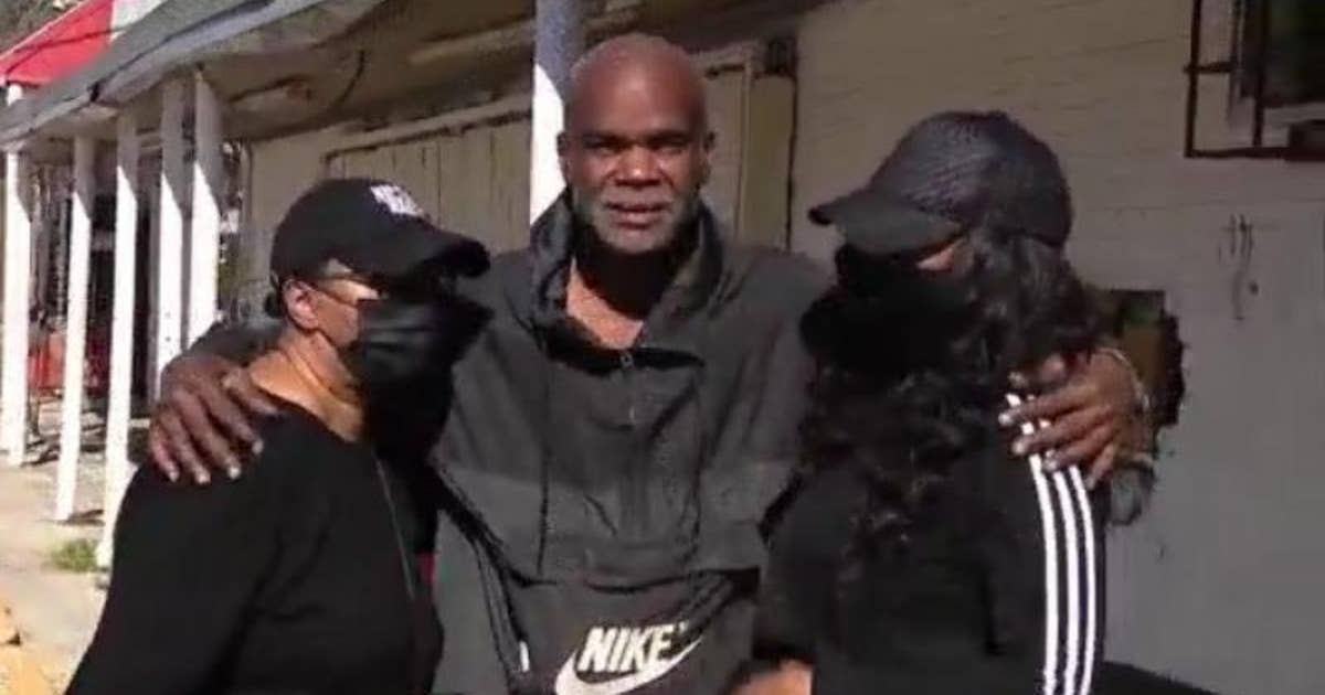 Homeless man who rescued deputy from deadly crash, reunited with family ...