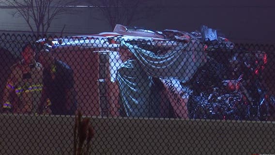 6 injured, 2 killed in crash with wrong-way driver on Westpark Tollway