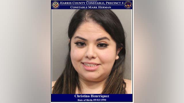 Drunk driver seen falling asleep behind the wheel arrested, court documents say