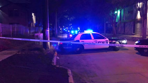 Police: 2 men found shot, 1 dead in downtown Houston