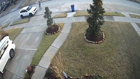 Harris Co. authorities need your help identifying shooting suspect