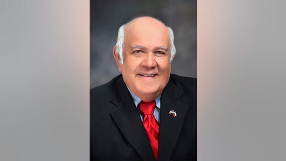 Galveston City Councilman William 'Bill' Quiroga dies after hospitalization