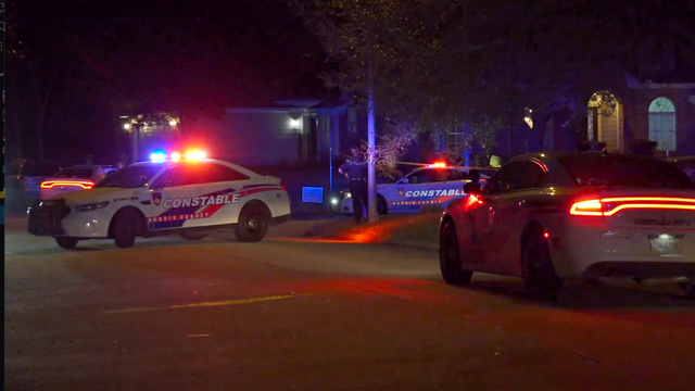 Suspect on the run after man found dead with 'significant head trauma' in N. Harris County