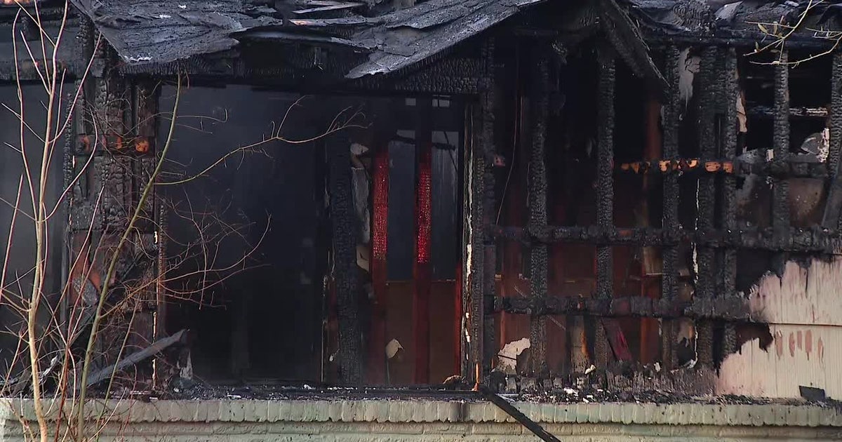 Man dead after southwest Houston house fire | FOX 26 Houston