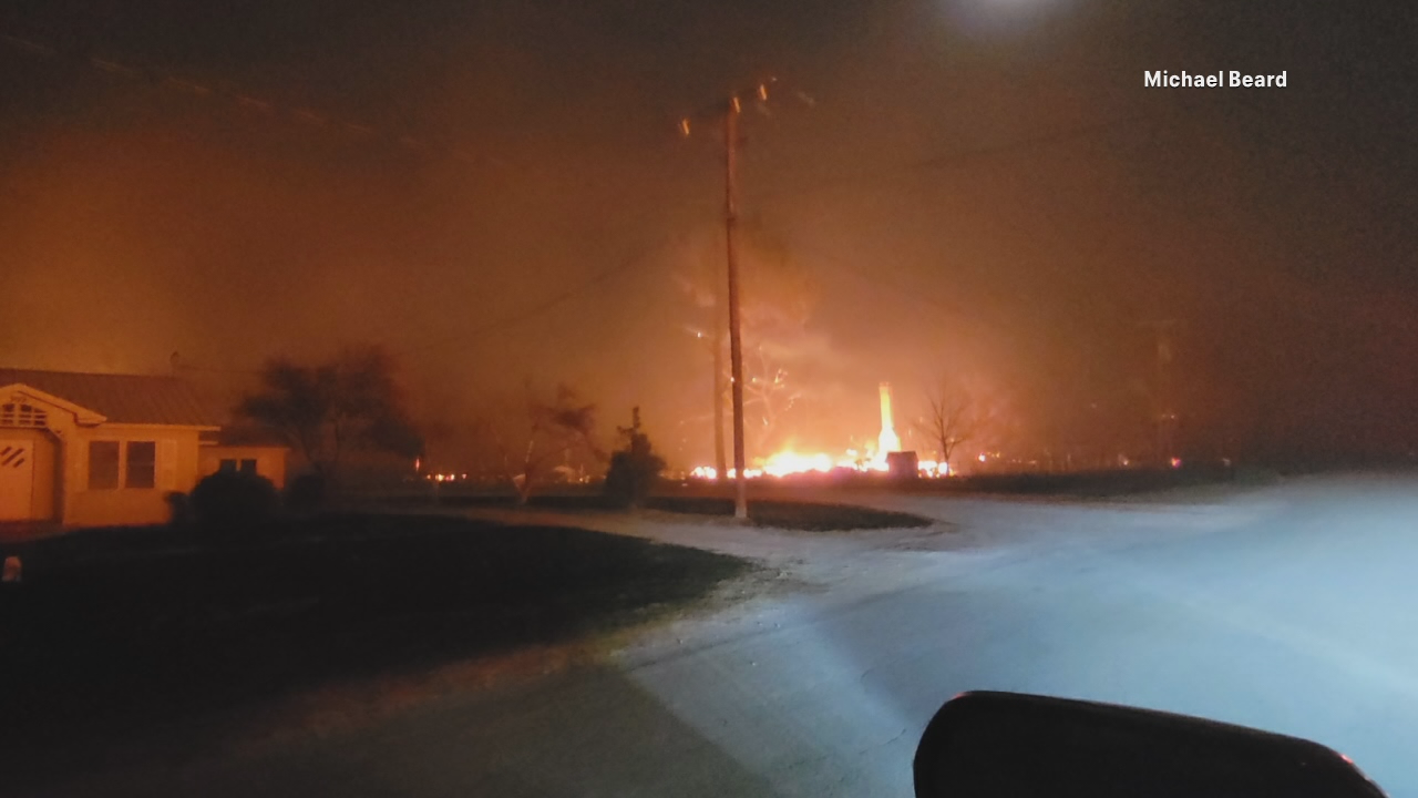 People evacuated, homes destroyed by wildfires in Eastland County - Vimarsana News