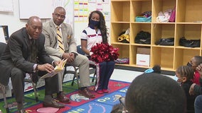 Houston mayor shares childhood reading struggles to help promote literacy